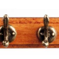 Wall Coat Rack 4 Peg  -  PPJ Miniatures